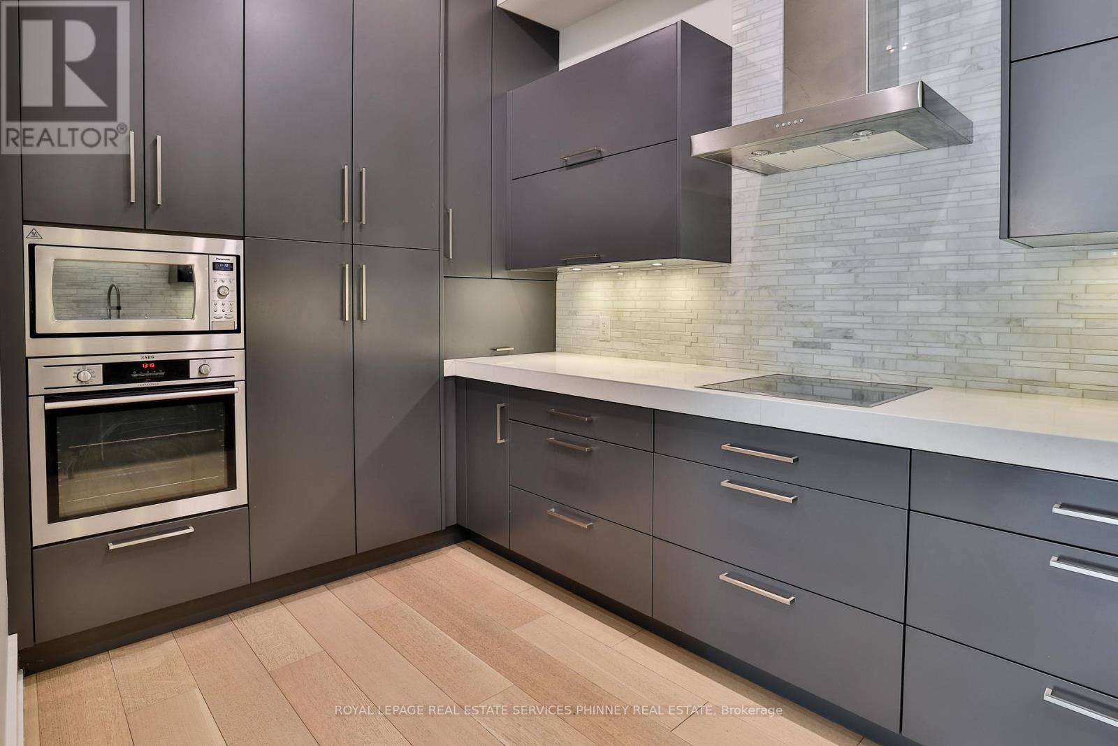 1102 CRESTVIEW STREET - 13