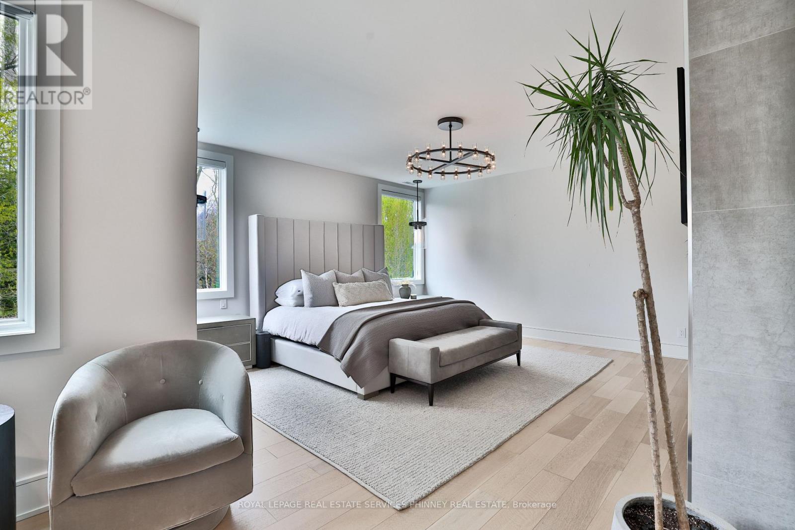 1102 CRESTVIEW STREET - 24
