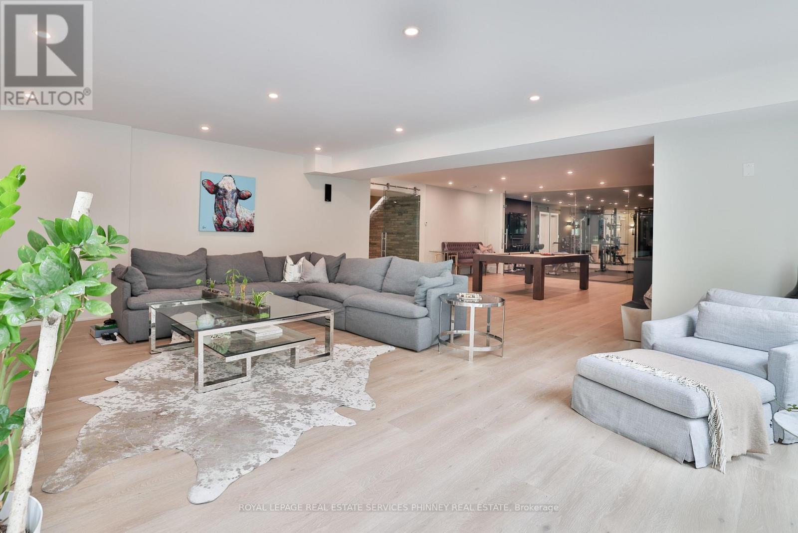 1102 CRESTVIEW STREET - 35
