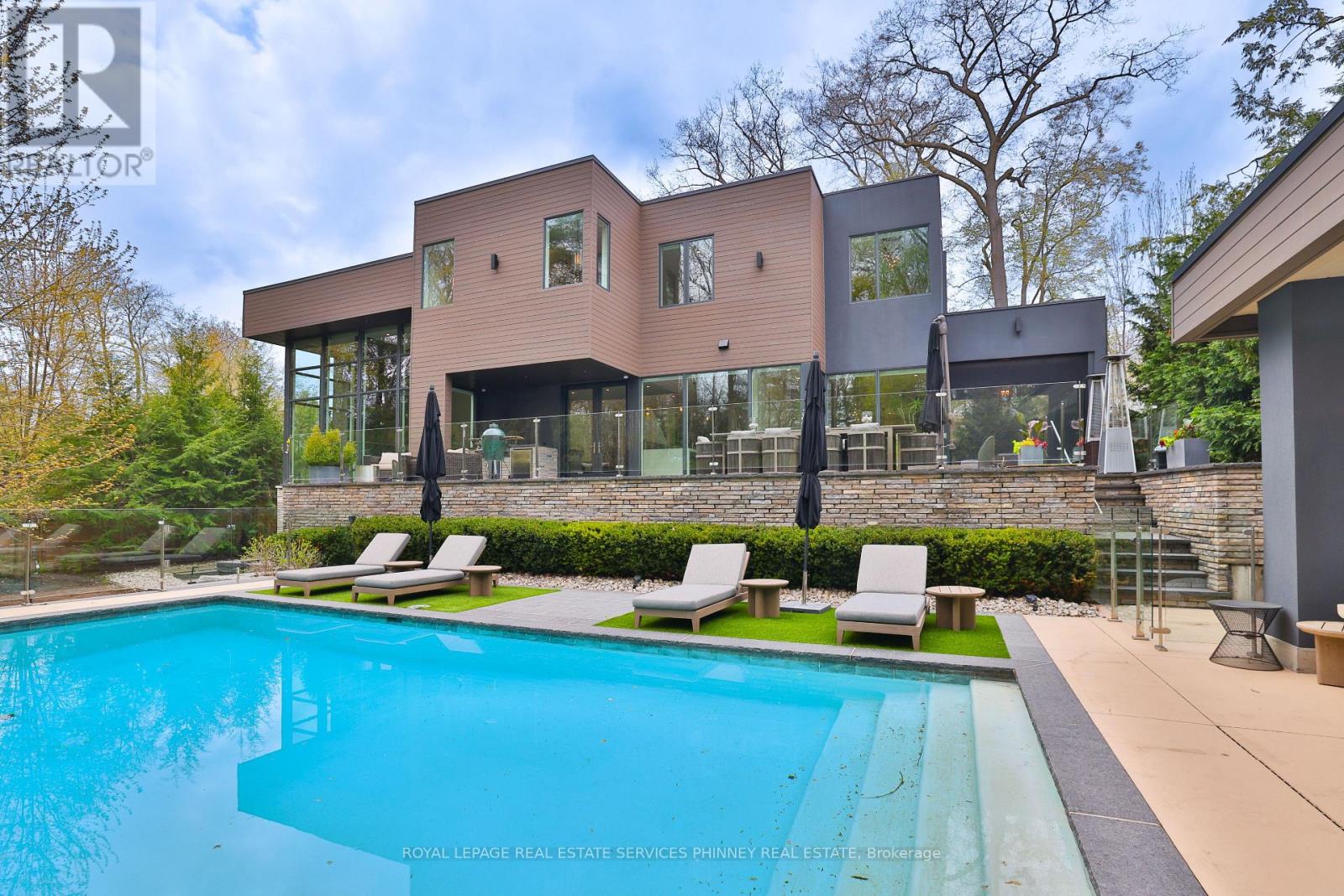 1102 CRESTVIEW STREET - 42