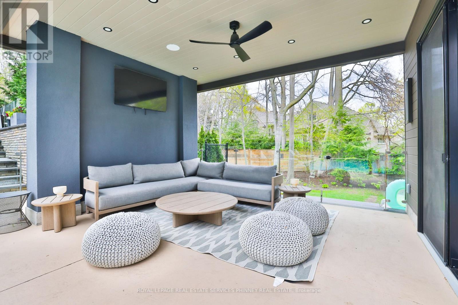 1102 CRESTVIEW STREET - 47