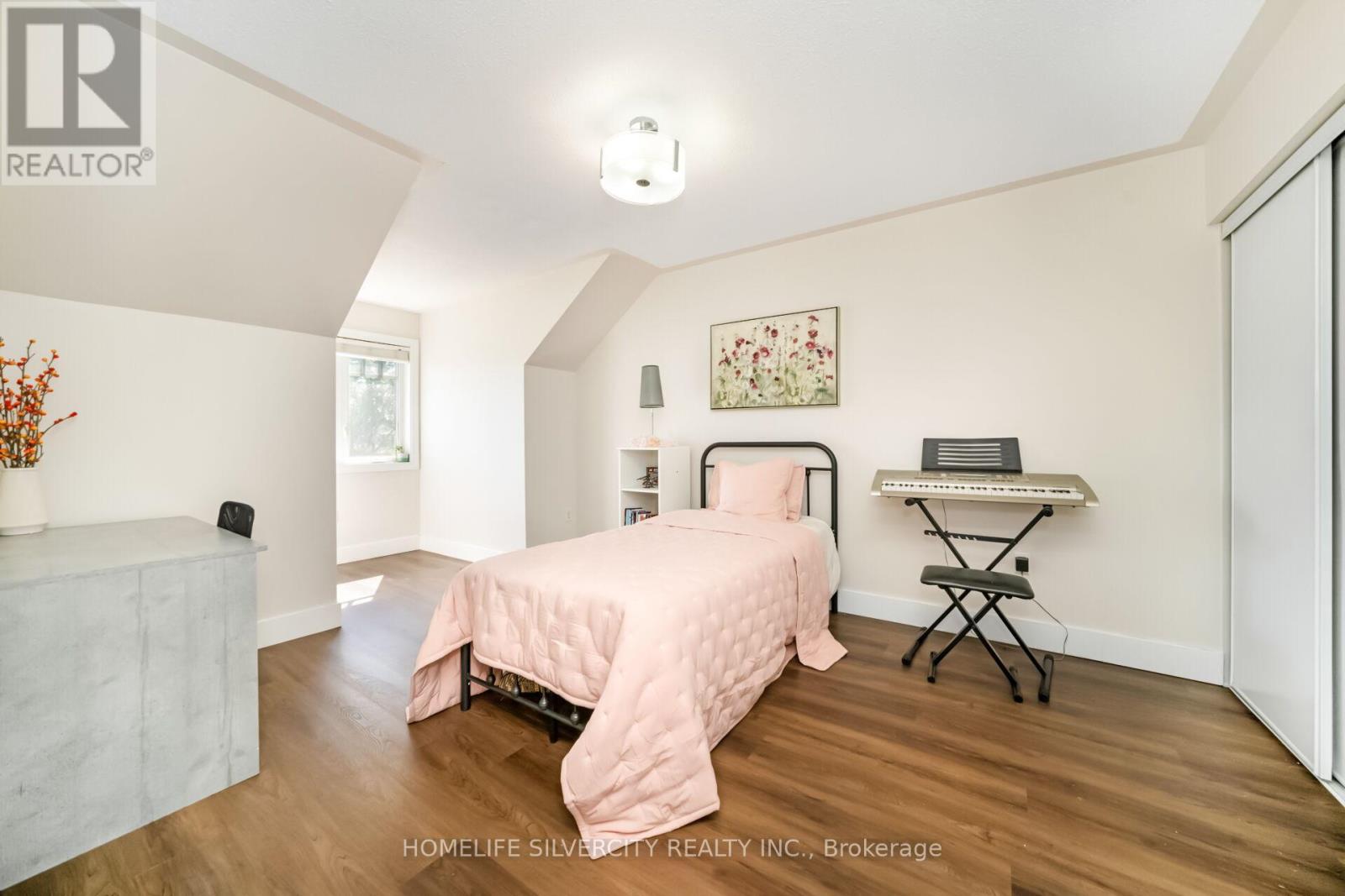 481 CEDAR HEDGE ROAD - 32