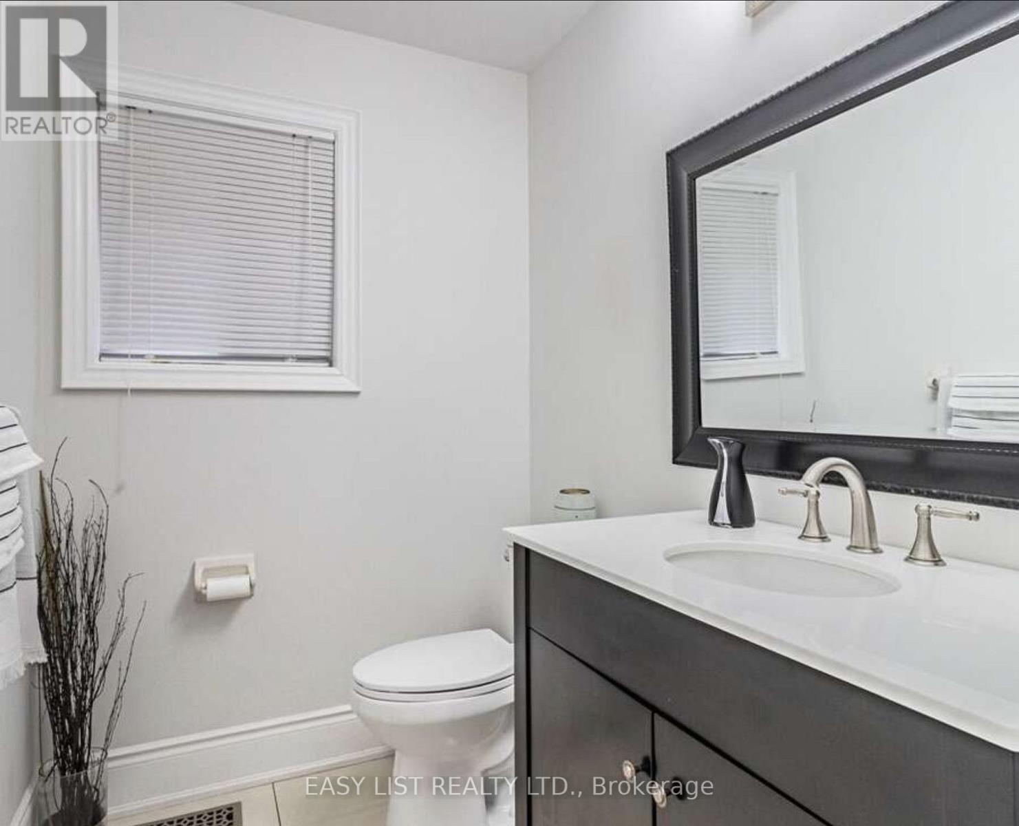3562 AQUINAS AVENUE - 3