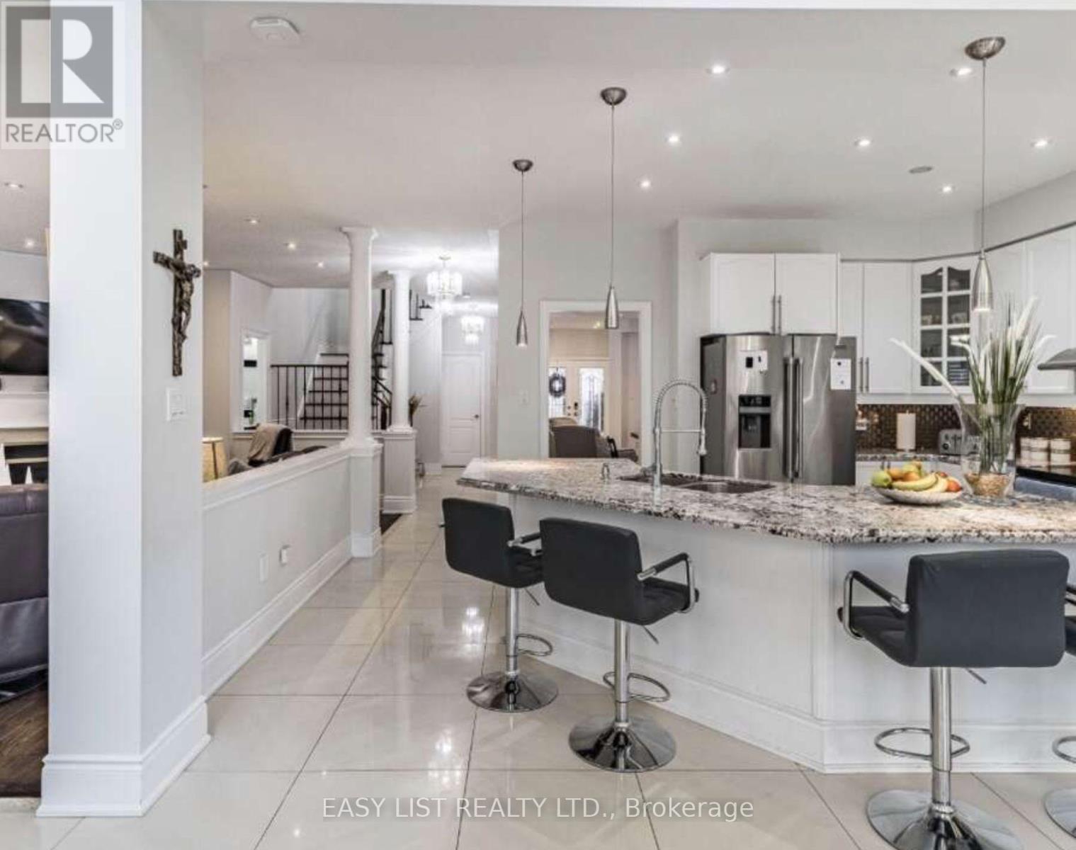 3562 AQUINAS AVENUE - 4