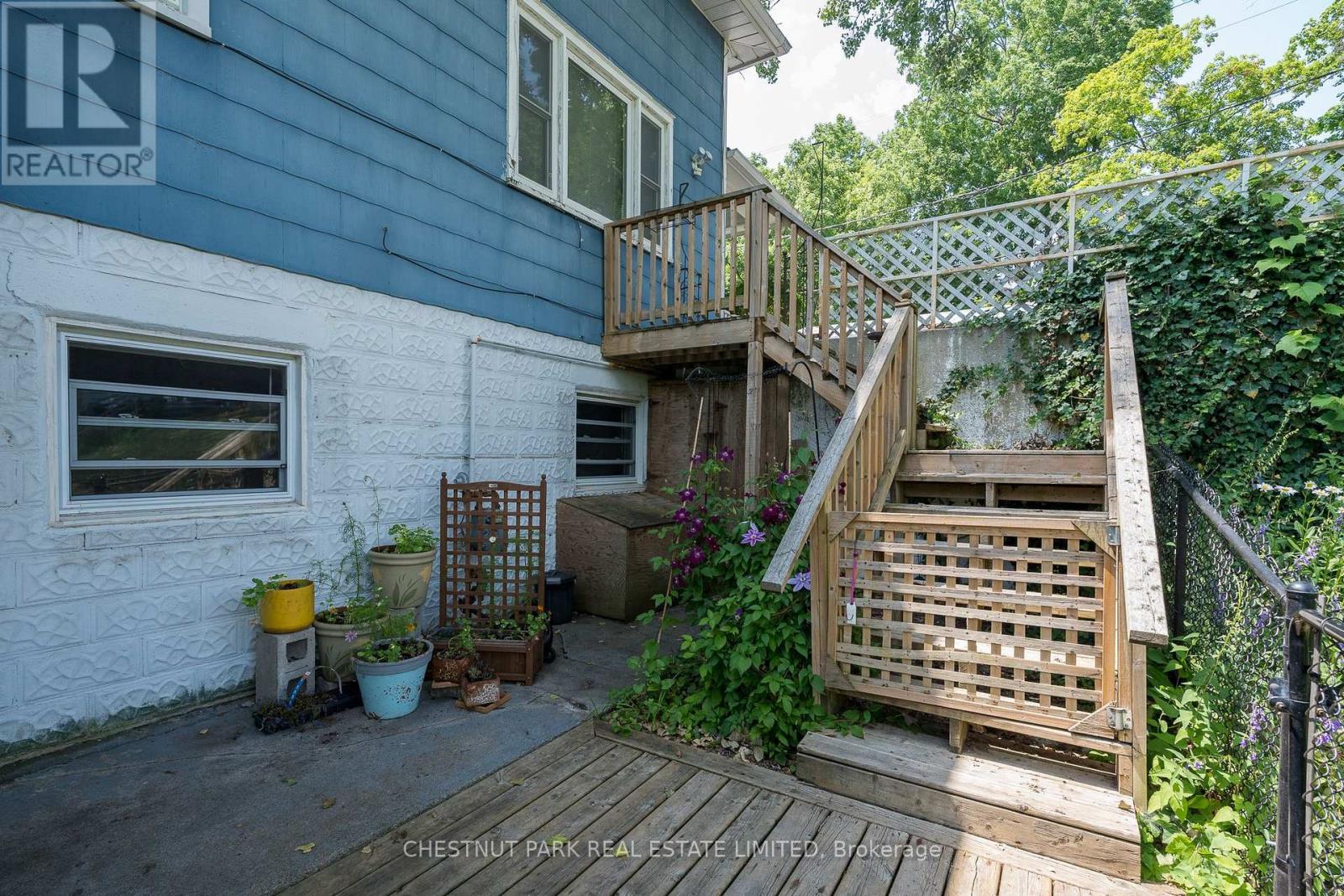 9 EAST MARY STREET - 22
