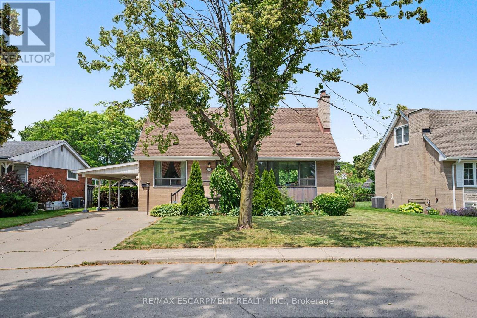 11 MARSHALL AVENUE - 1