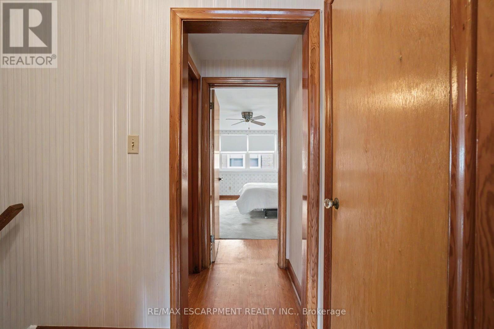 11 MARSHALL AVENUE - 17