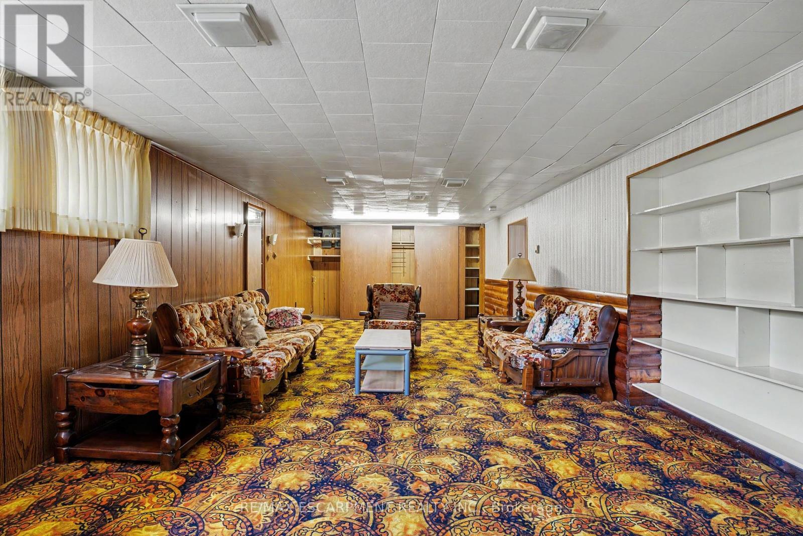 11 MARSHALL AVENUE - 25