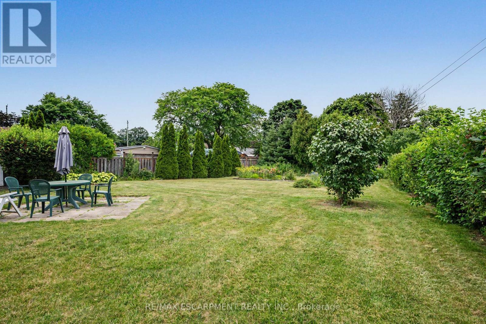 11 MARSHALL AVENUE - 29