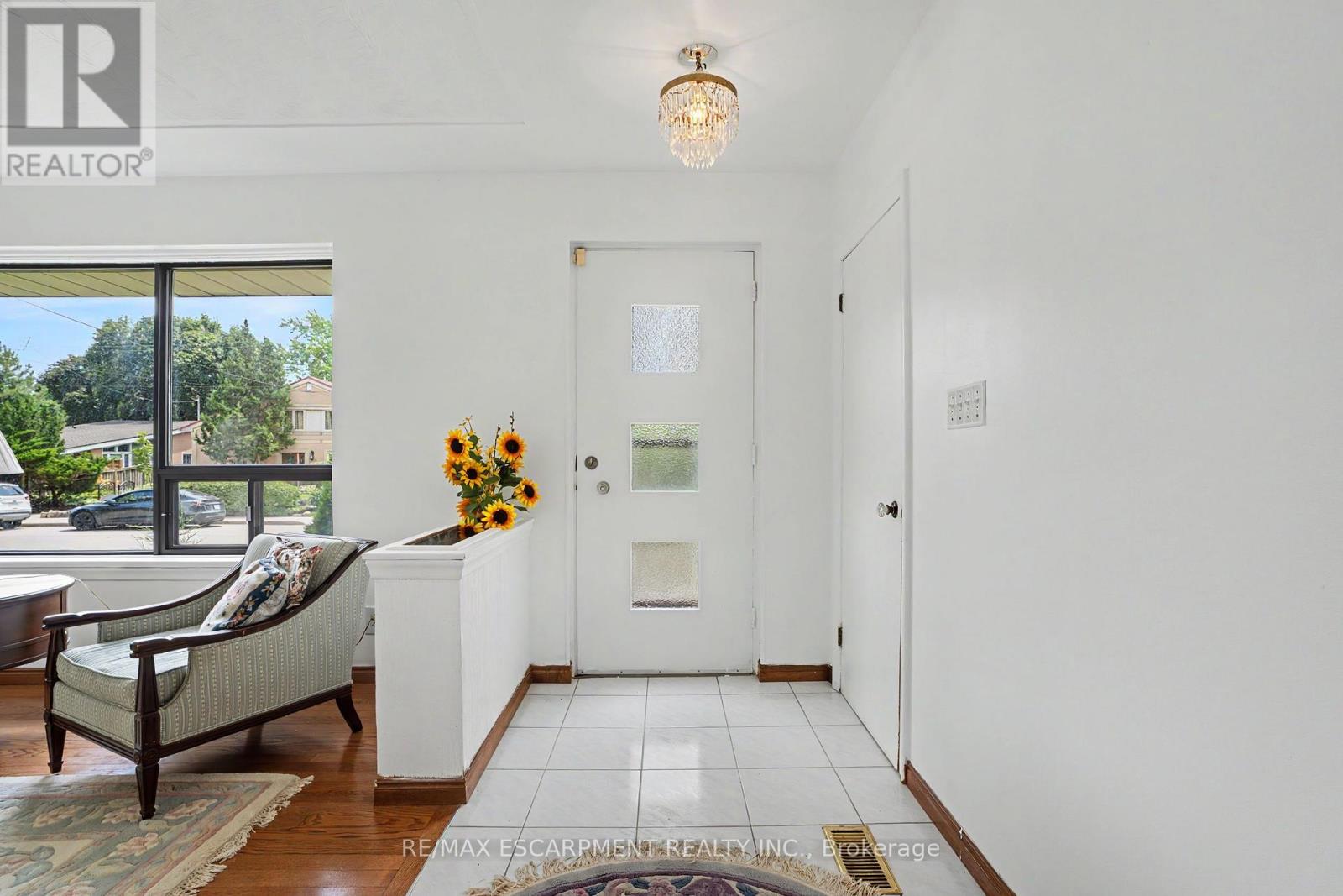 11 MARSHALL AVENUE - 4