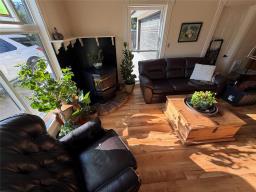 577 Stephen Street, Morden, MB R6M1R7 Photo 47