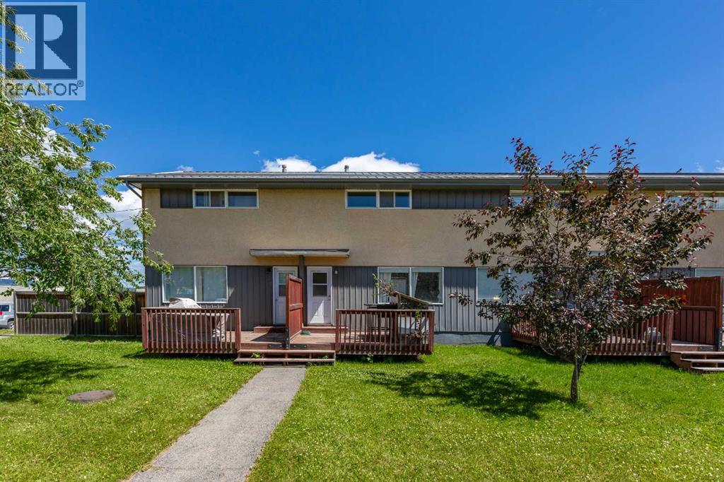 #25 126 Hardisty Avenue - 1
