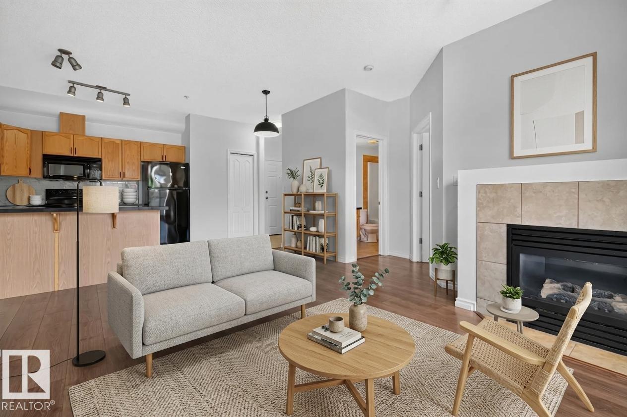 #209 10235 112 ST NW - 24