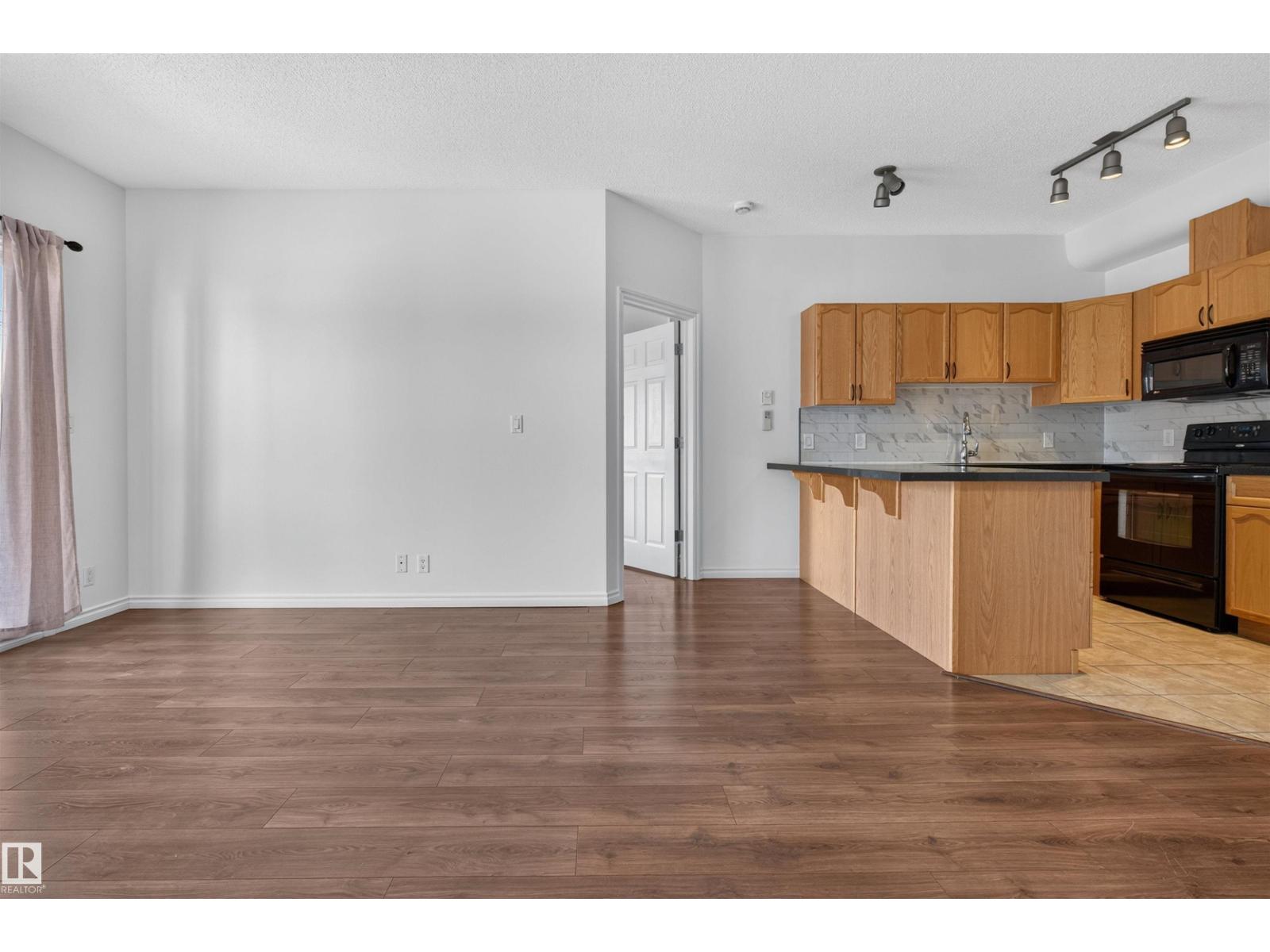 #209 10235 112 ST NW - 18