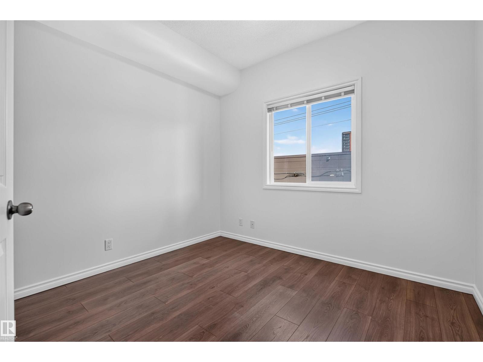#209 10235 112 ST NW - 14