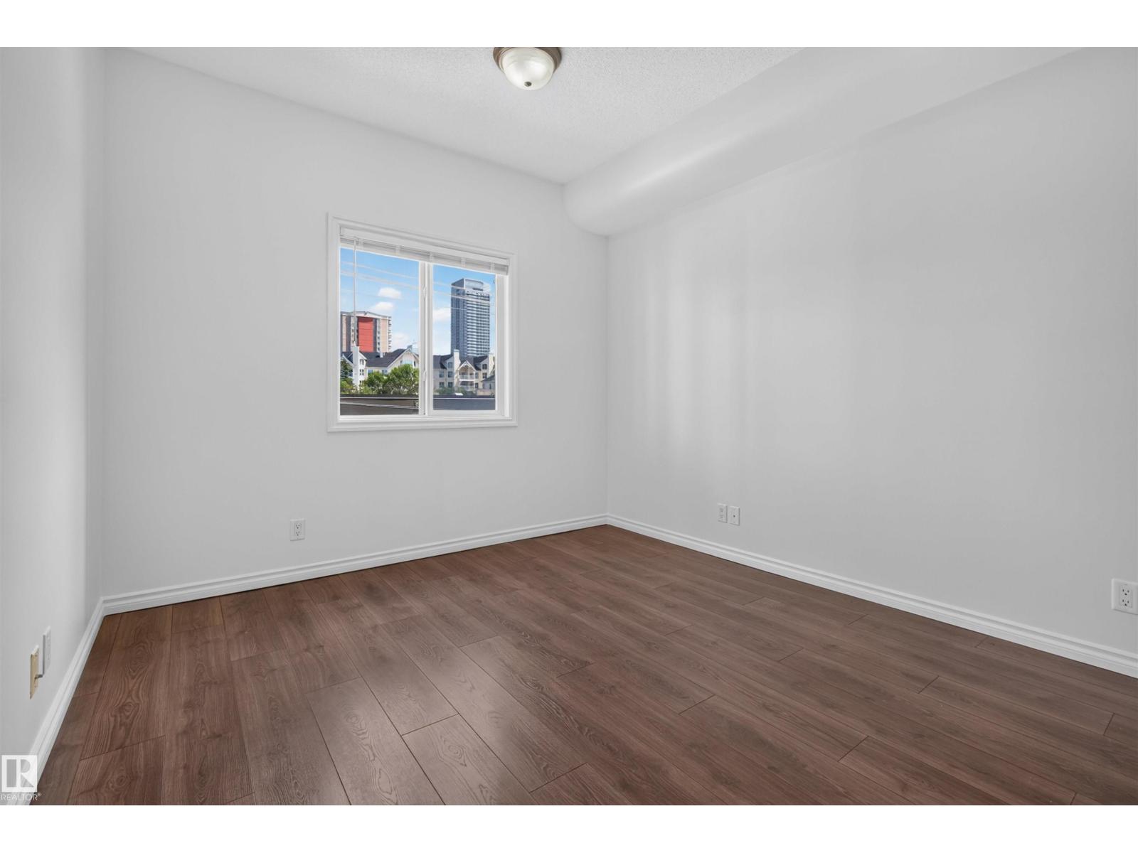 #209 10235 112 ST NW - 19