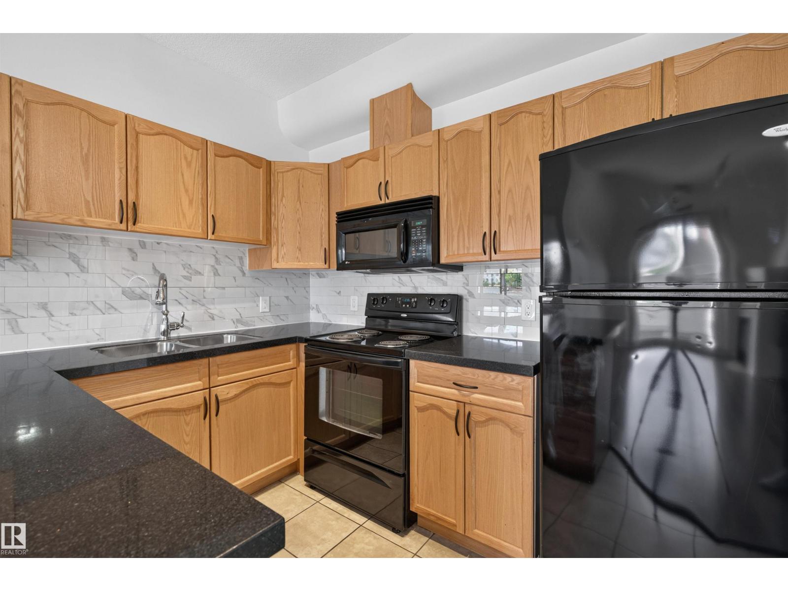 #209 10235 112 ST NW - 7