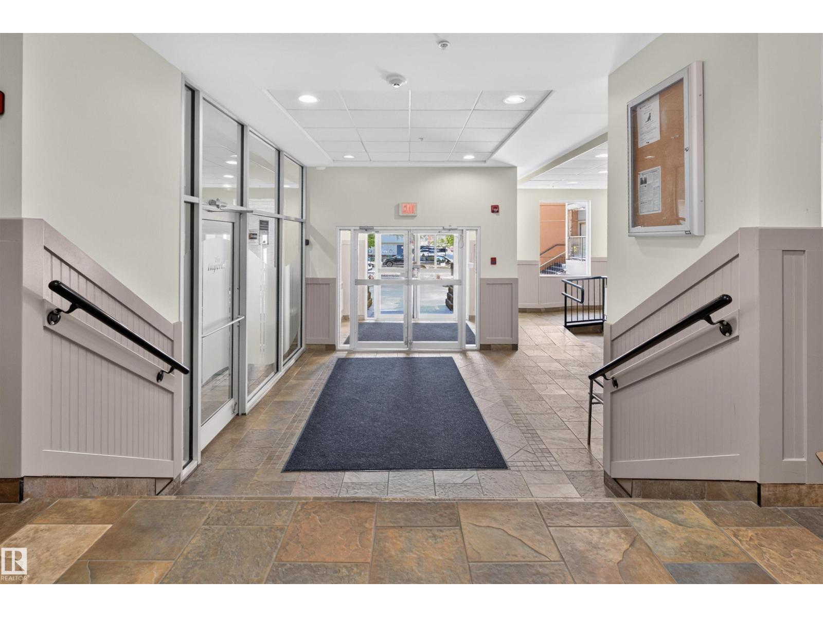 #209 10235 112 ST NW - 33