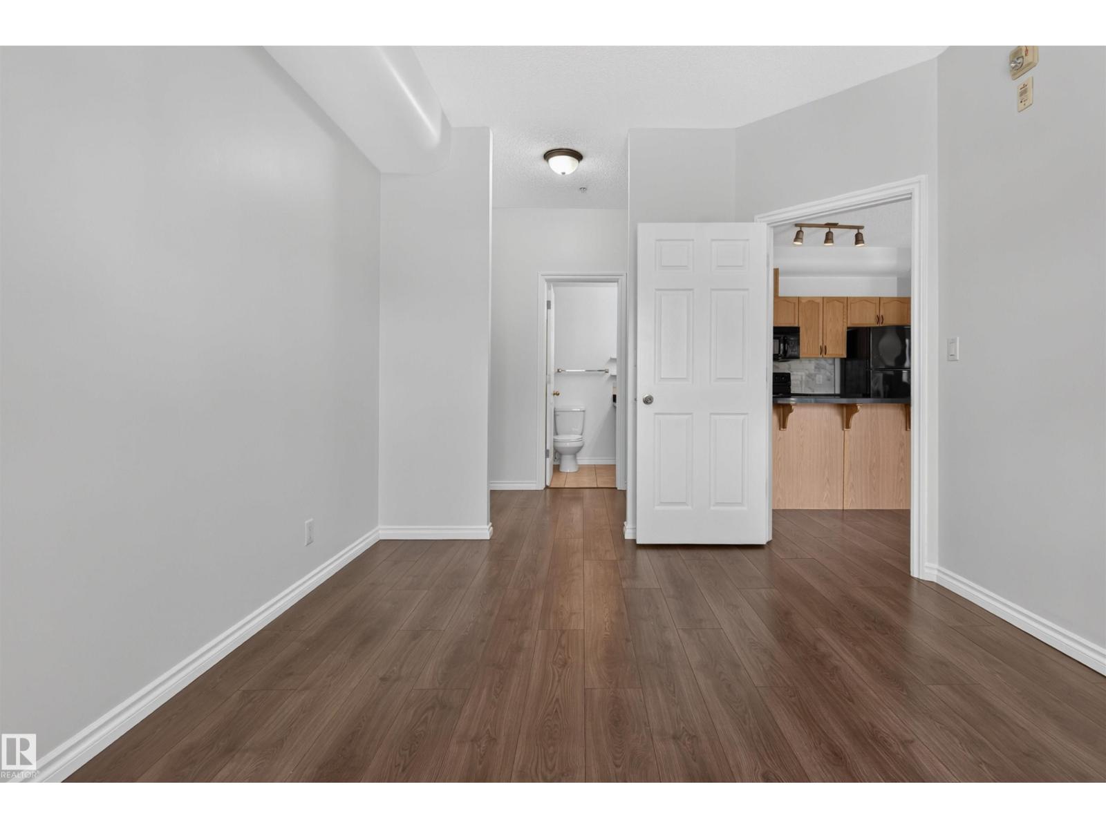 #209 10235 112 ST NW - 21