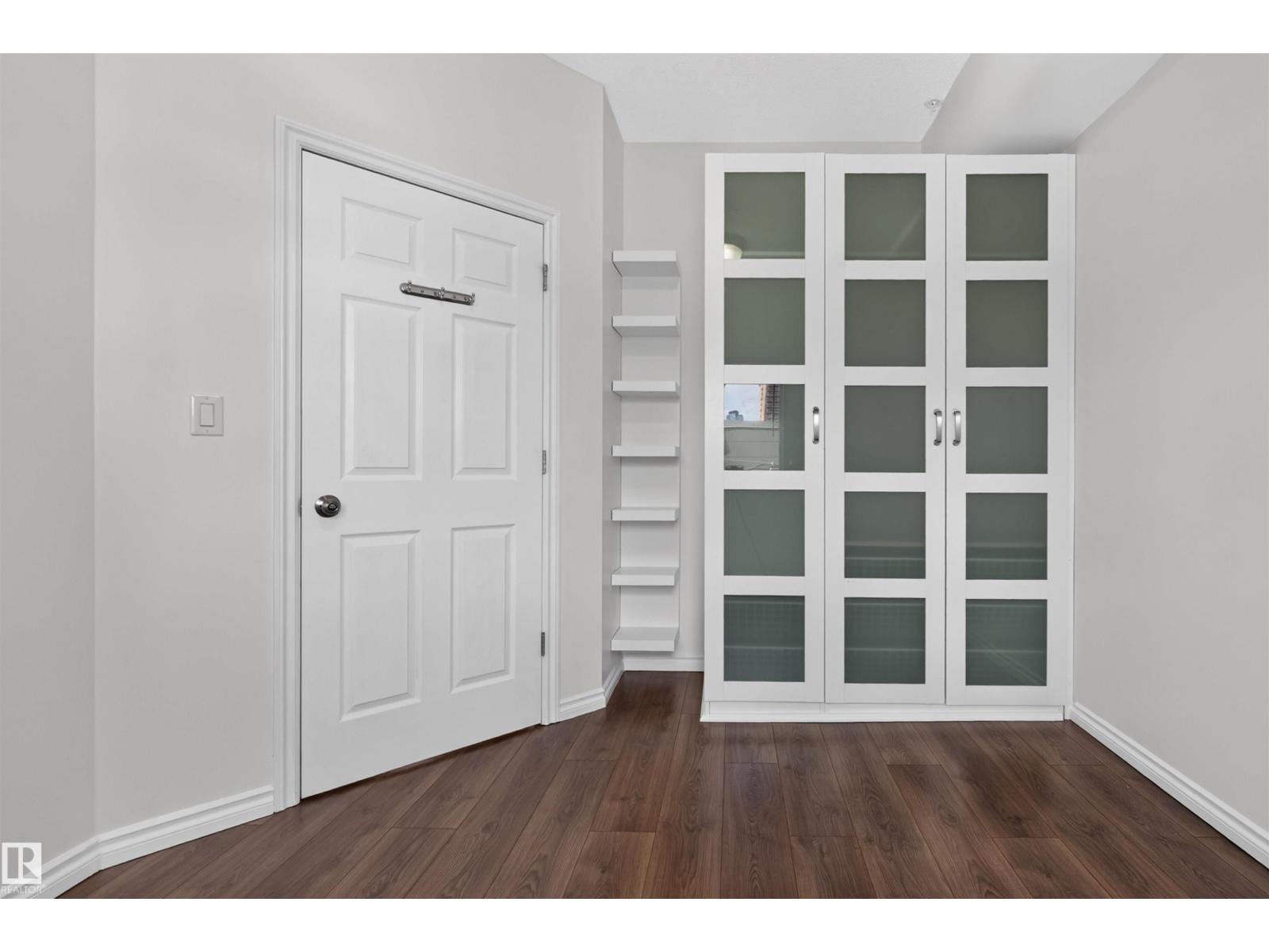 #209 10235 112 ST NW - 15