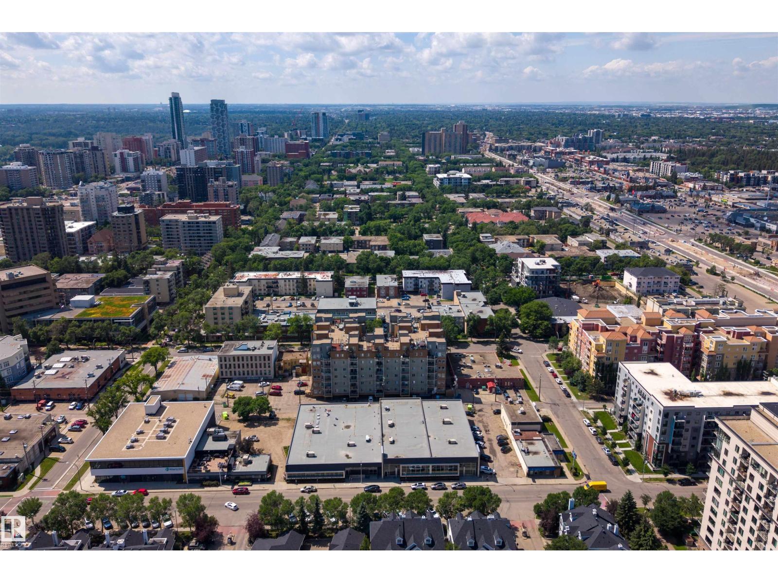 #209 10235 112 ST NW - 36