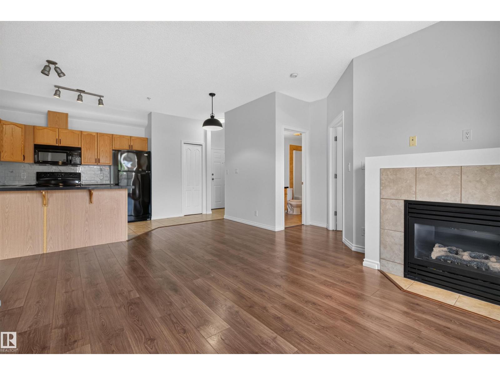 #209 10235 112 ST NW - 29