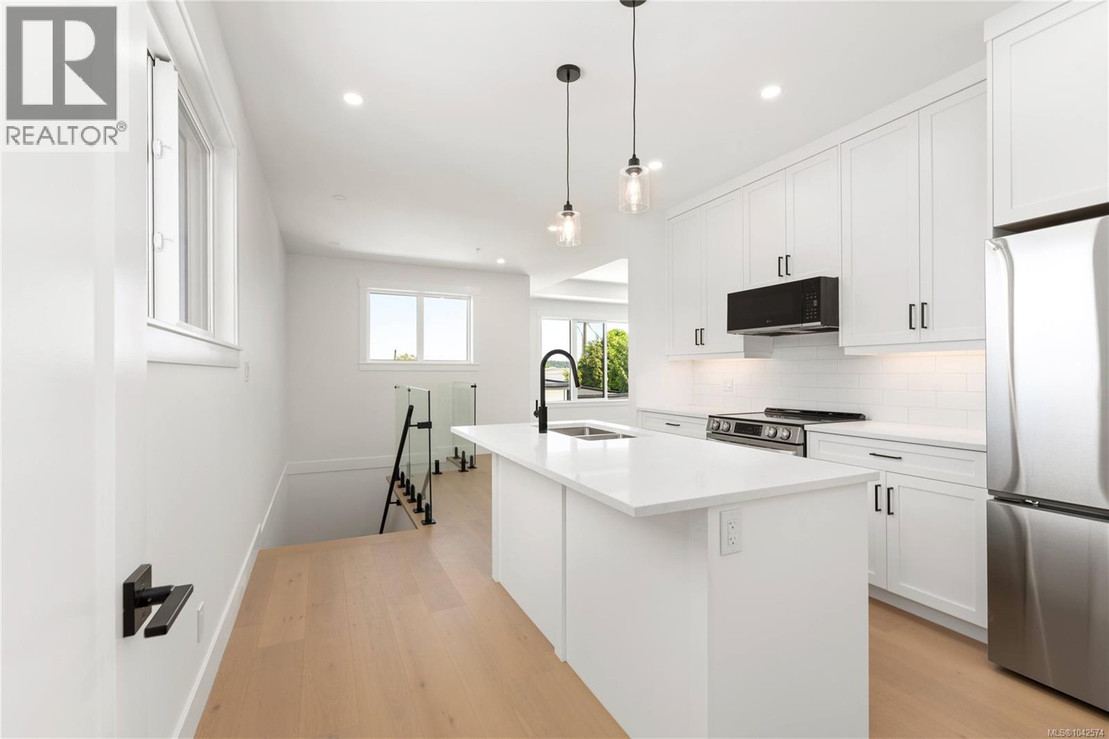 2549 Doctors Rd, Nanaimo