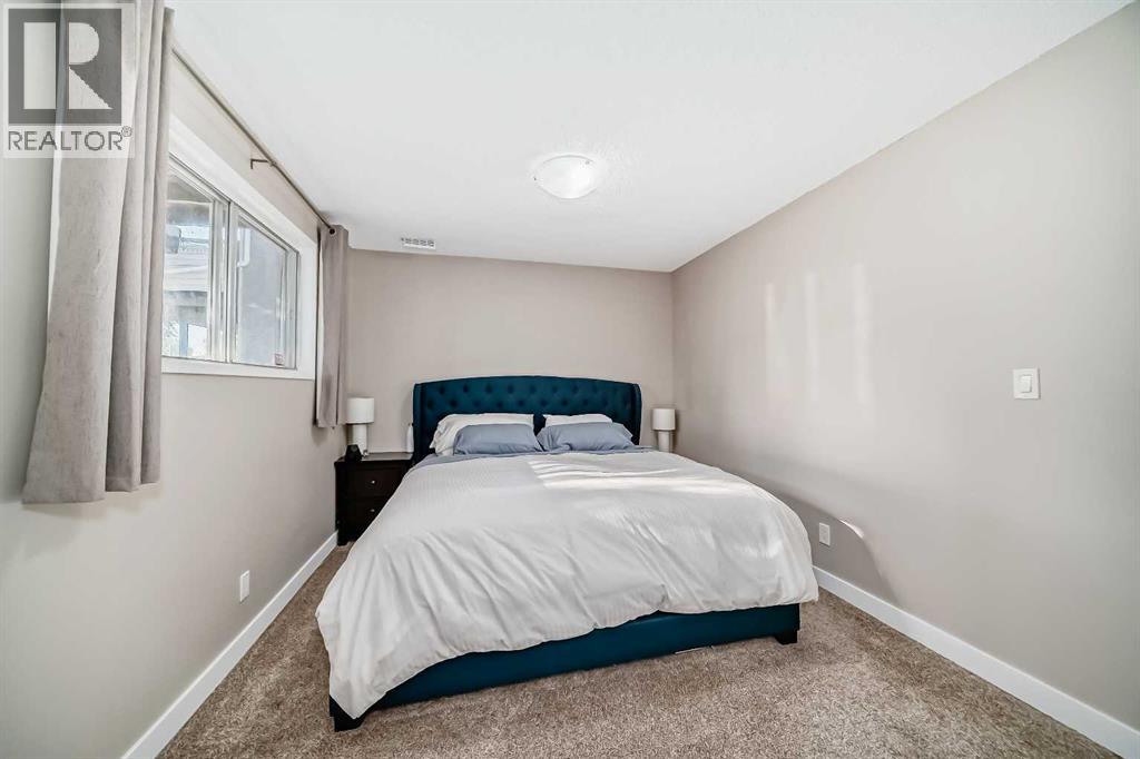 #C 109 Stanley Avenue - 19
