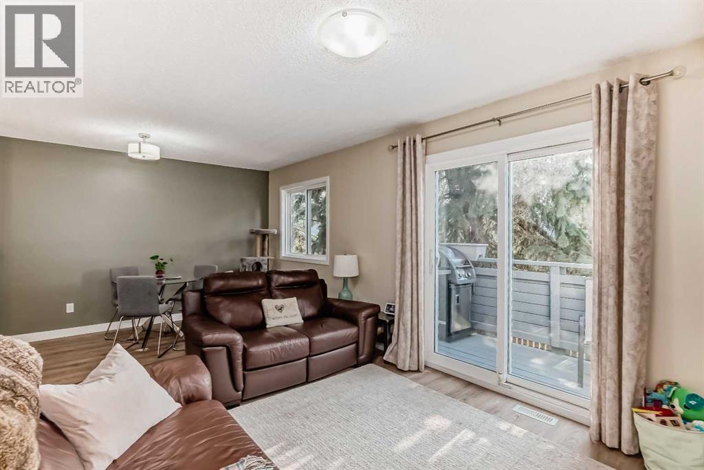 #C 109 Stanley Avenue - 4