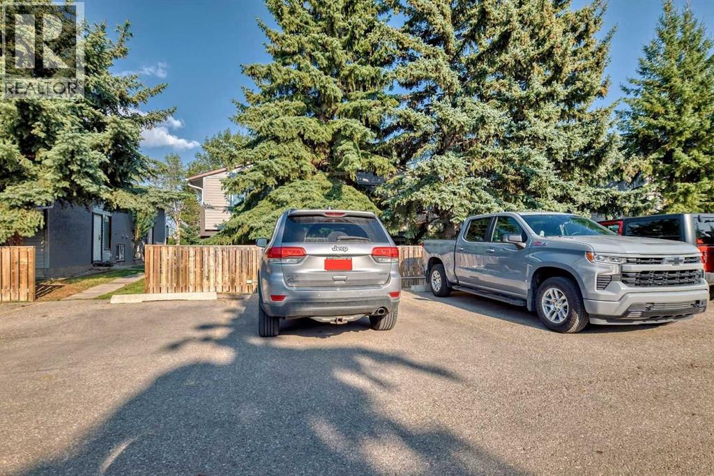 #C 109 Stanley Avenue - 33