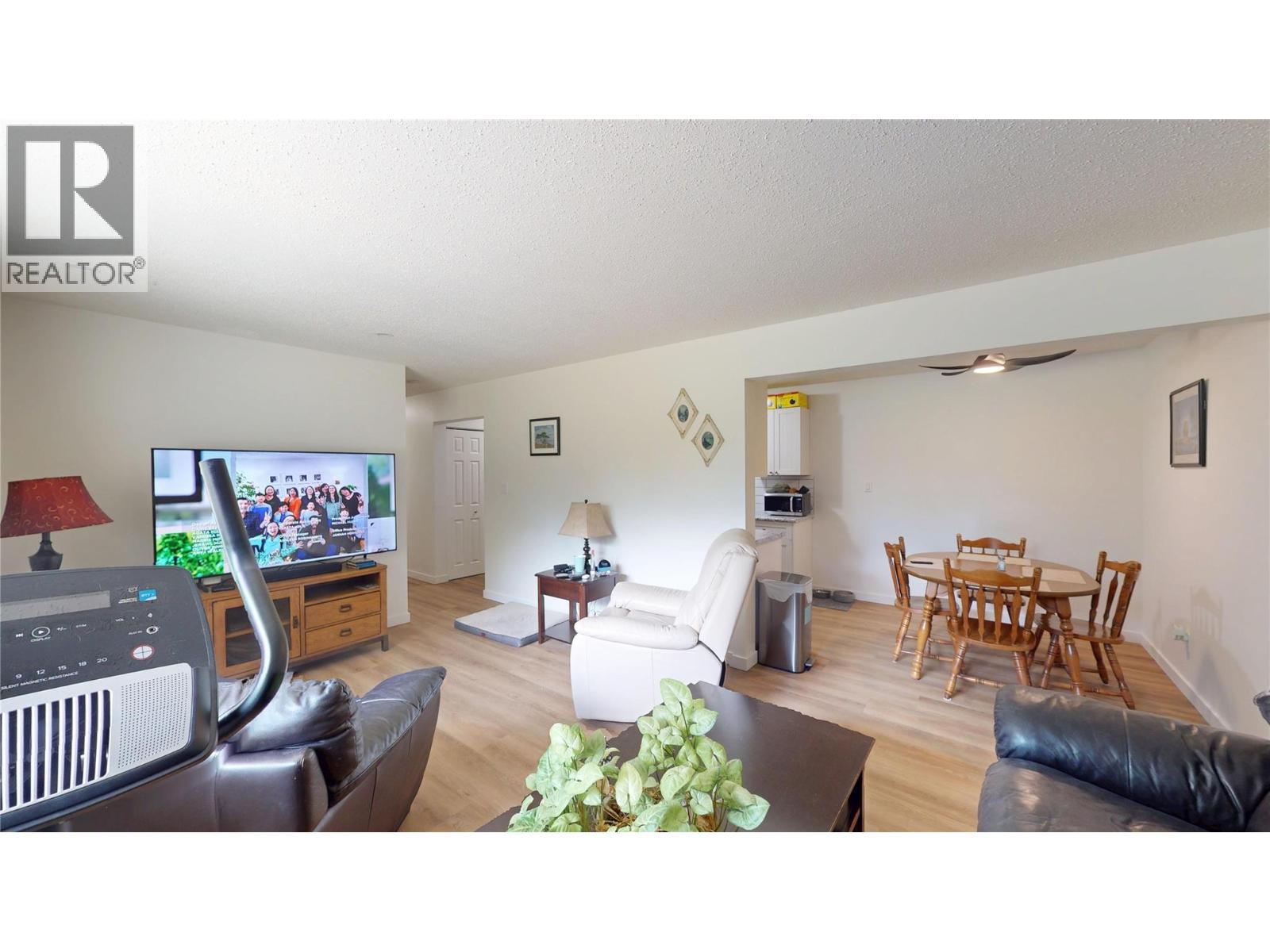 #104 606 18th Avenue N - 8
