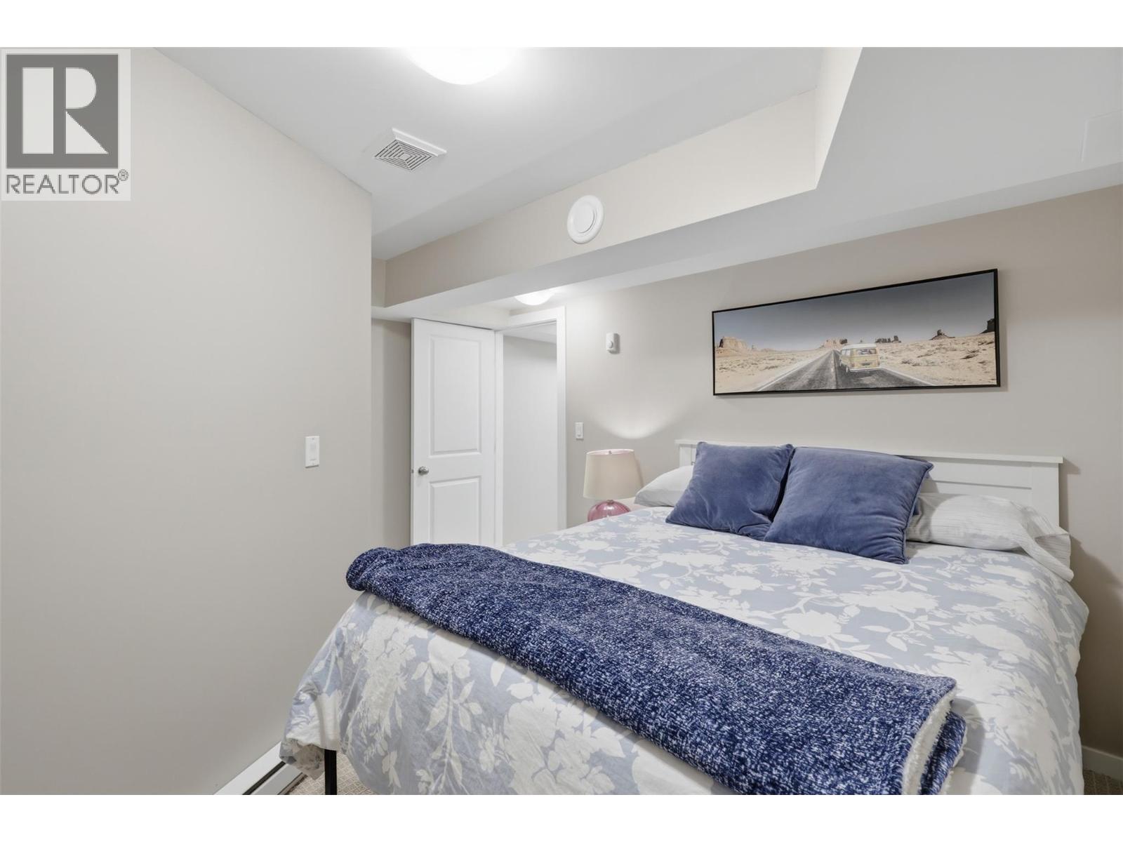 #1 1294 Deodar Road - 44