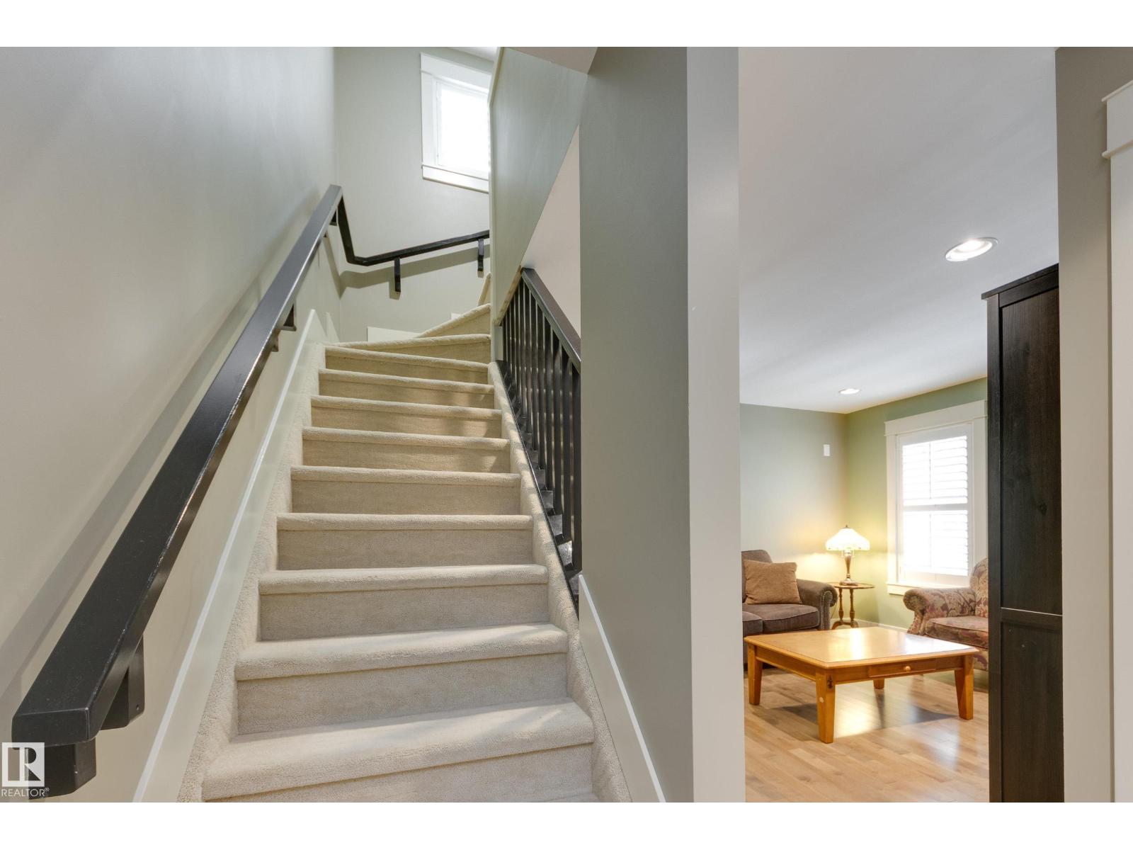 11210 60 ST NW - 38