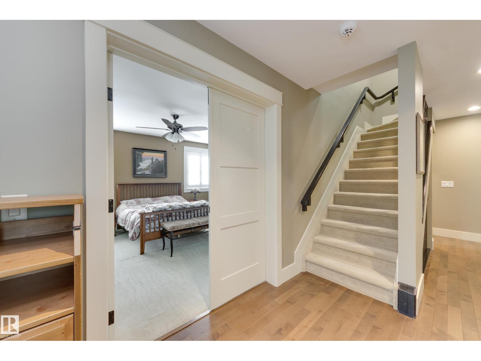 11210 60 ST NW - 25