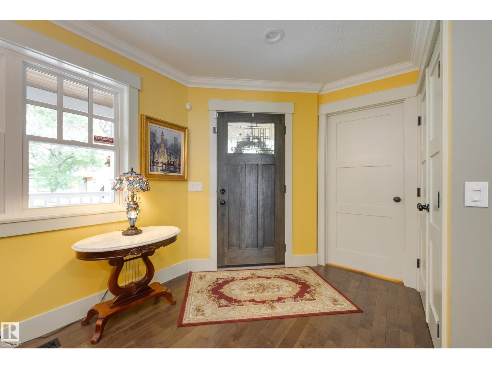 11210 60 ST NW - 6