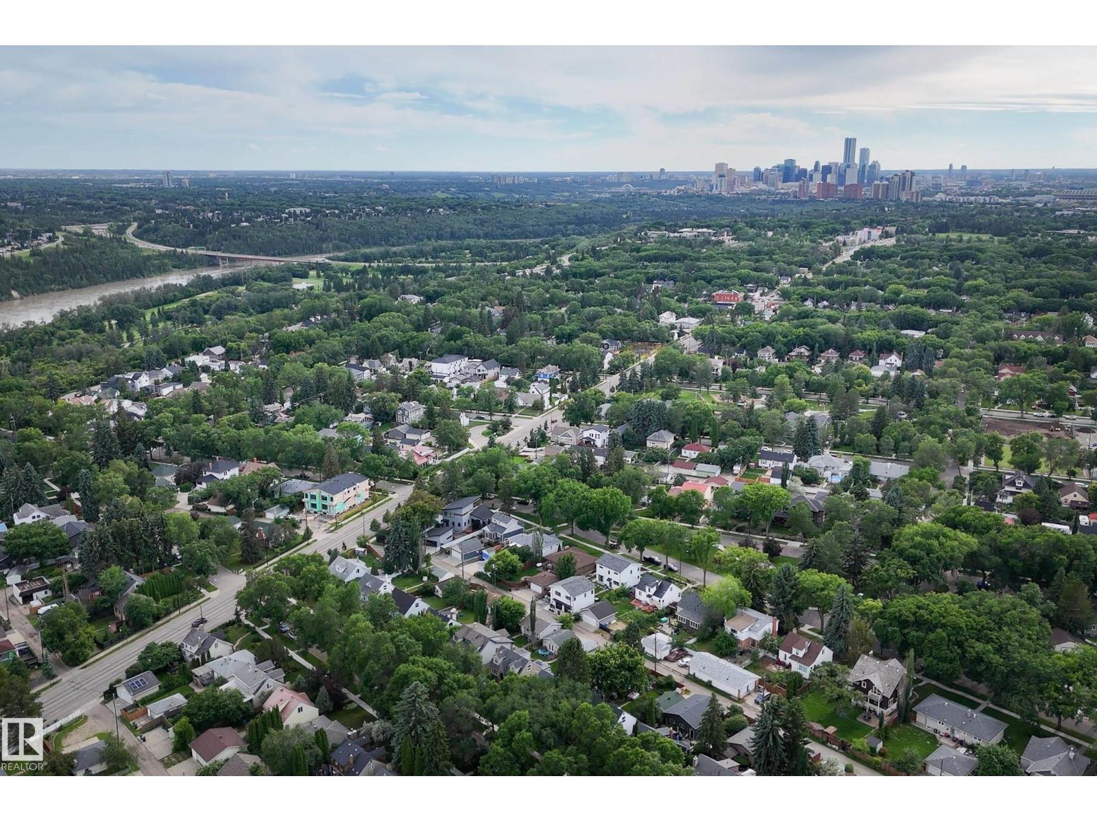 11210 60 ST NW - 68
