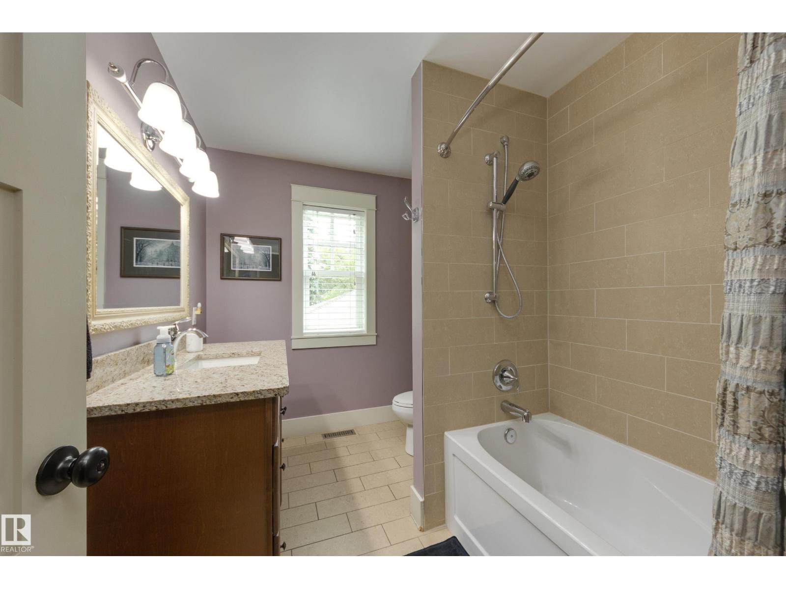 11210 60 ST NW - 37