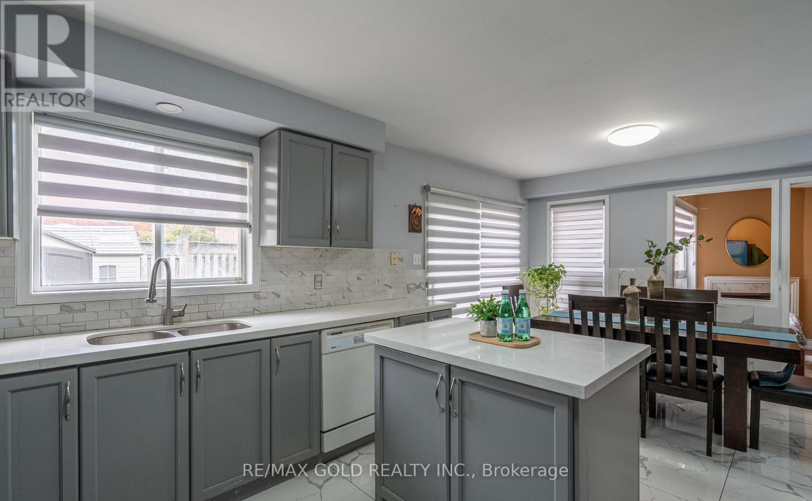 104 SUNNY MEADOW BOULEVARD - 15