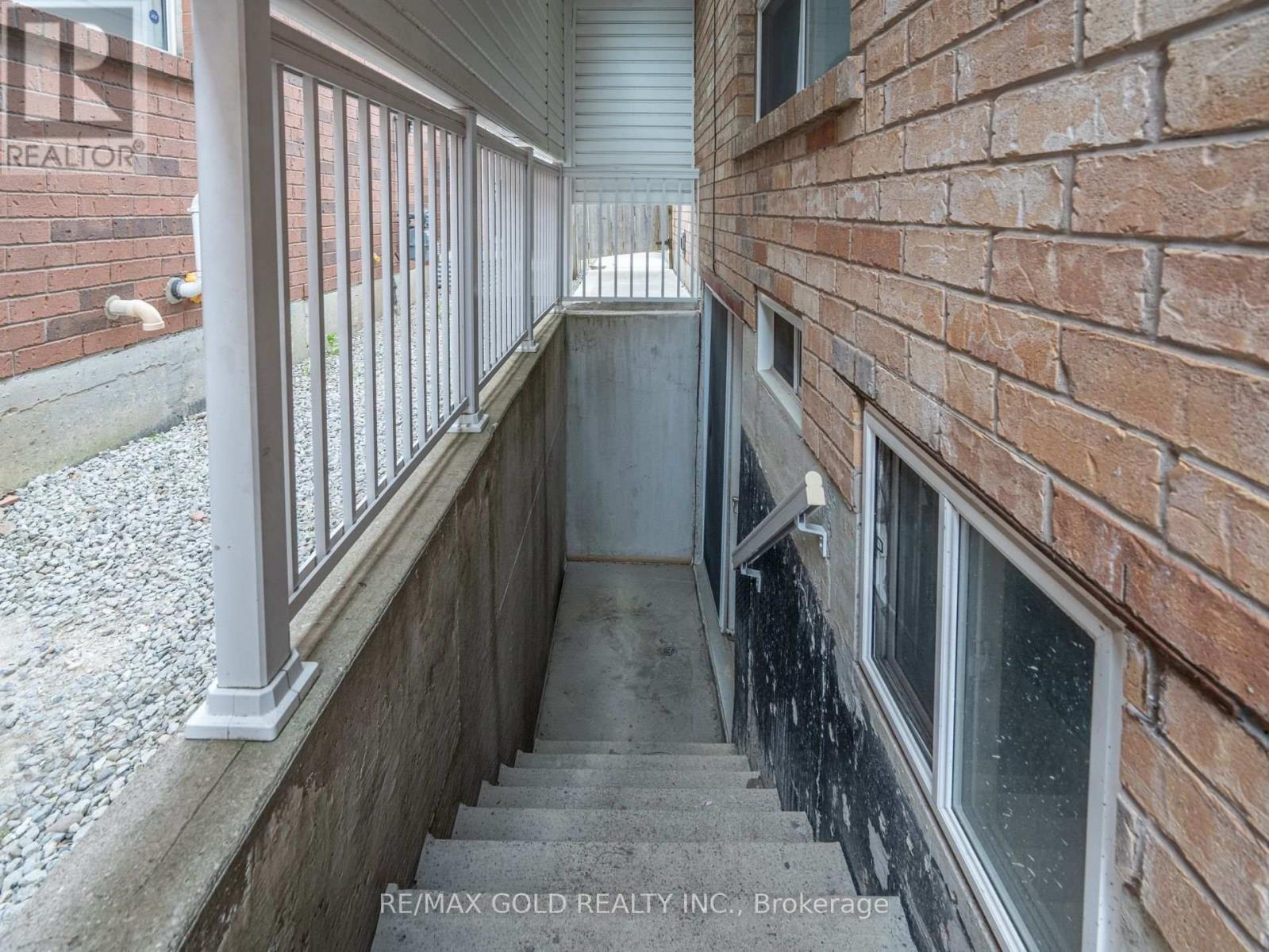 104 SUNNY MEADOW BOULEVARD - 40
