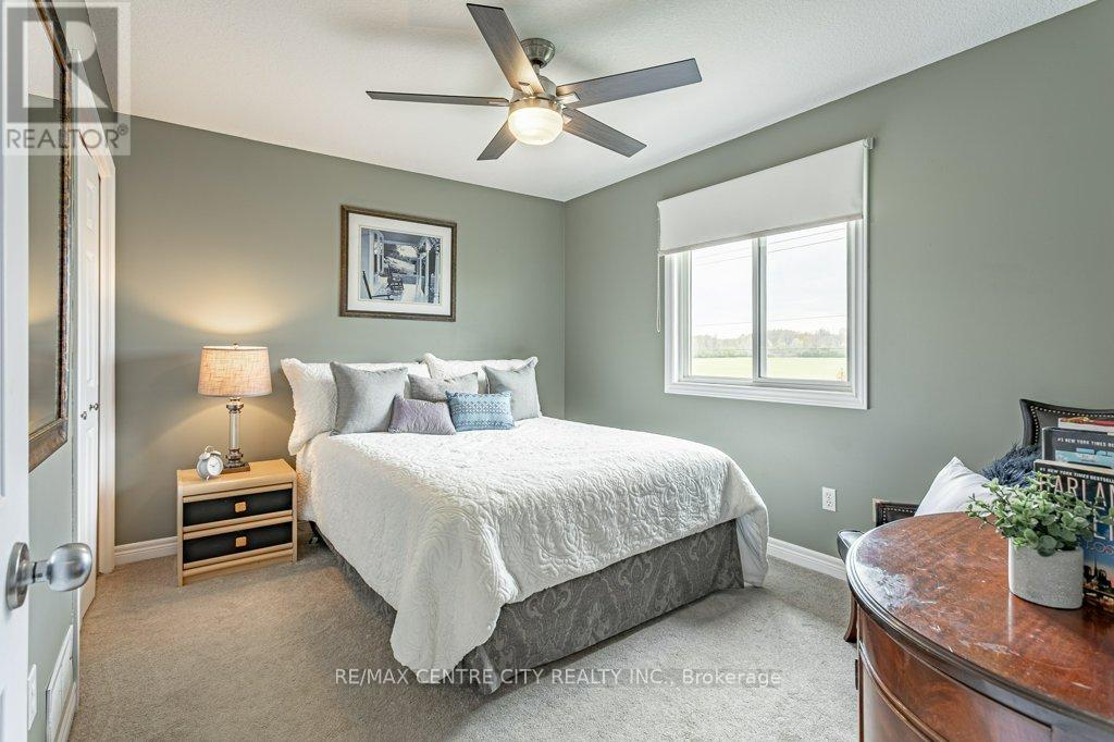 45 RIVERBANK DRIVE - 25
