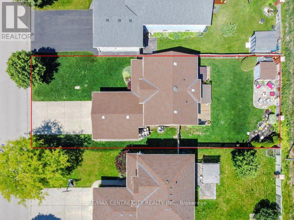 45 RIVERBANK DRIVE - 42