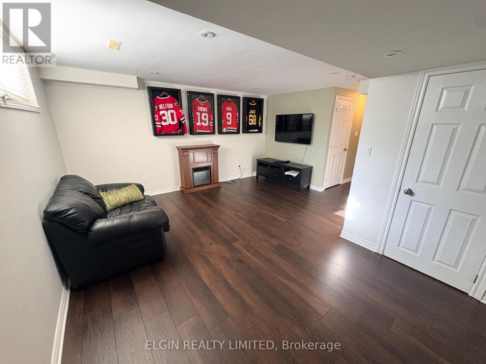 44 PEACH TREE BOULEVARD - 16