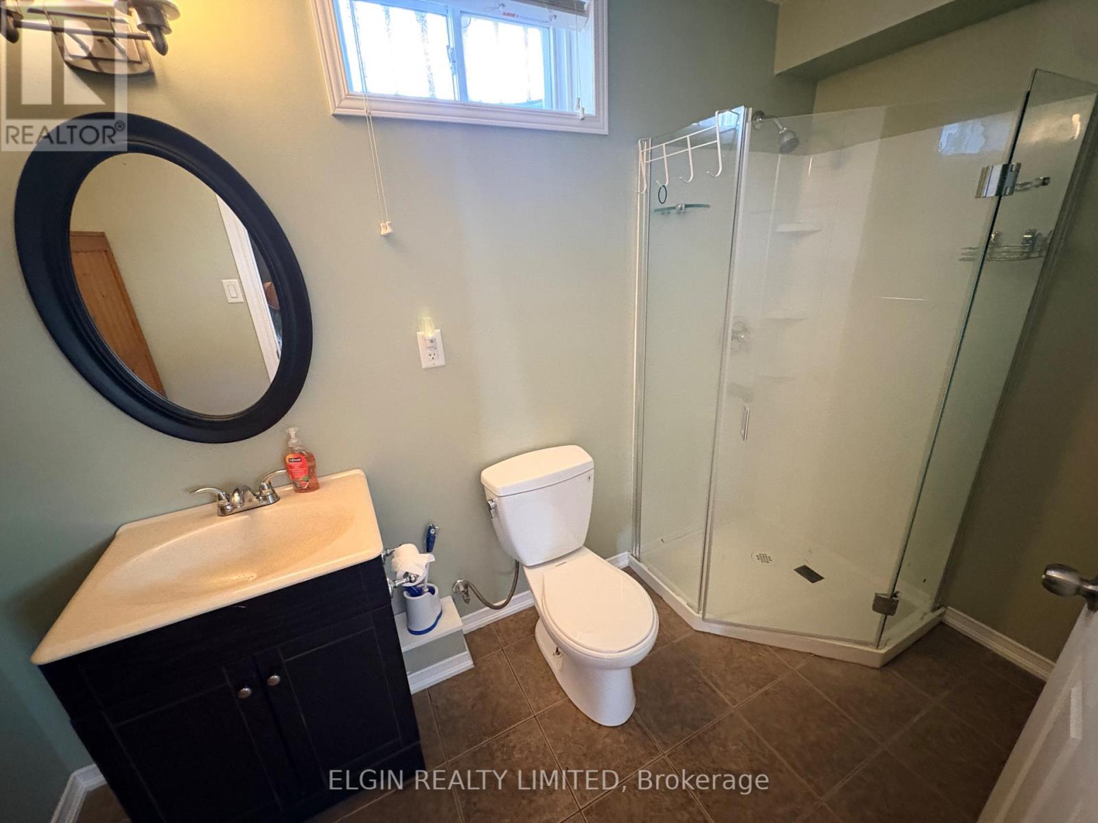44 PEACH TREE BOULEVARD - 17
