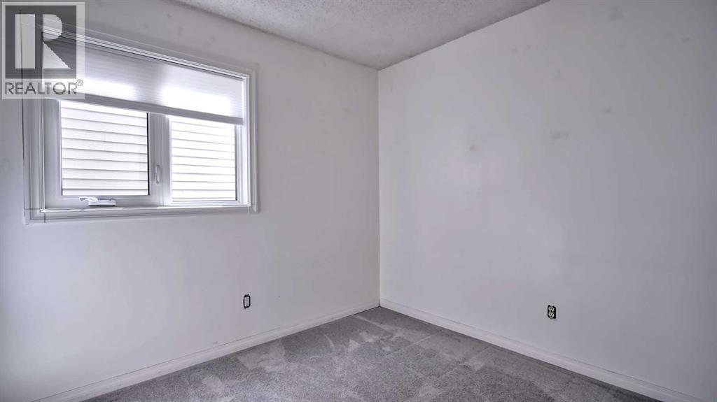 48 Riverbrook Road SE - 16