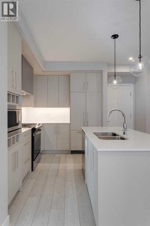 #206 8370 Broadcast Avenue SW - 27