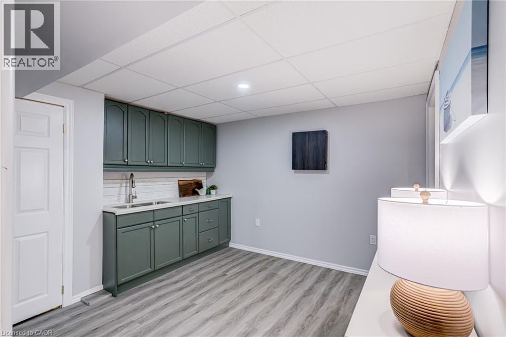 90 DAVIDSON Boulevard - 34