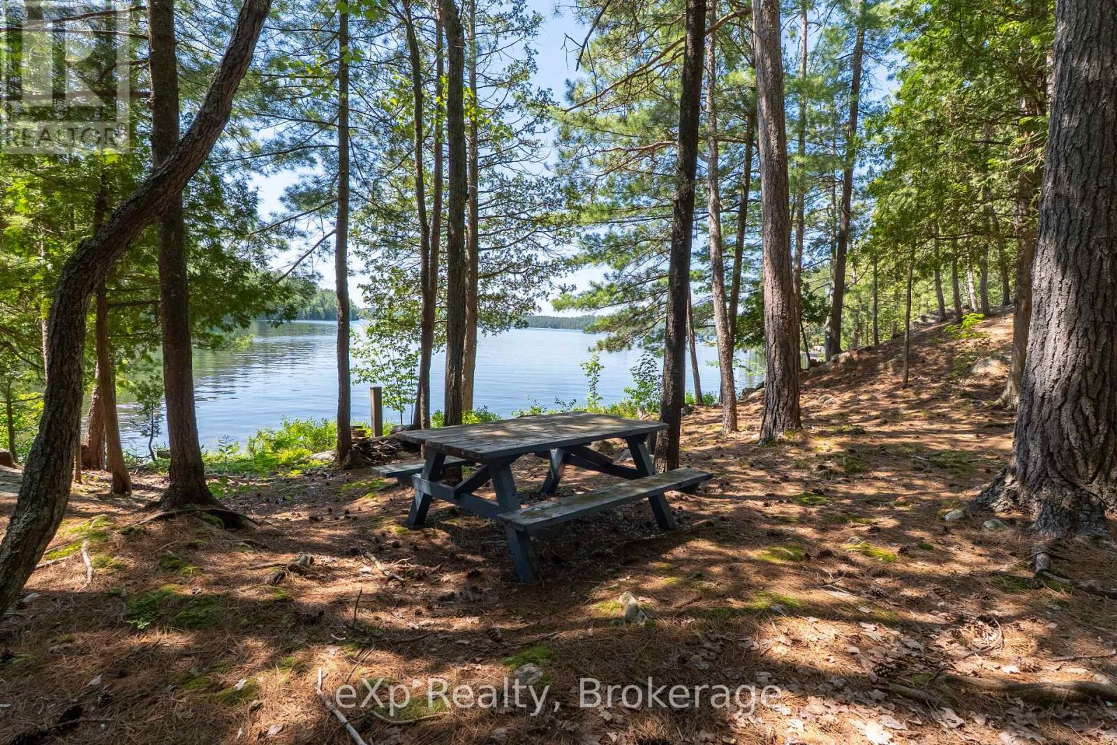 85 SOUTH SHORE, LAKE PANACHE - 8