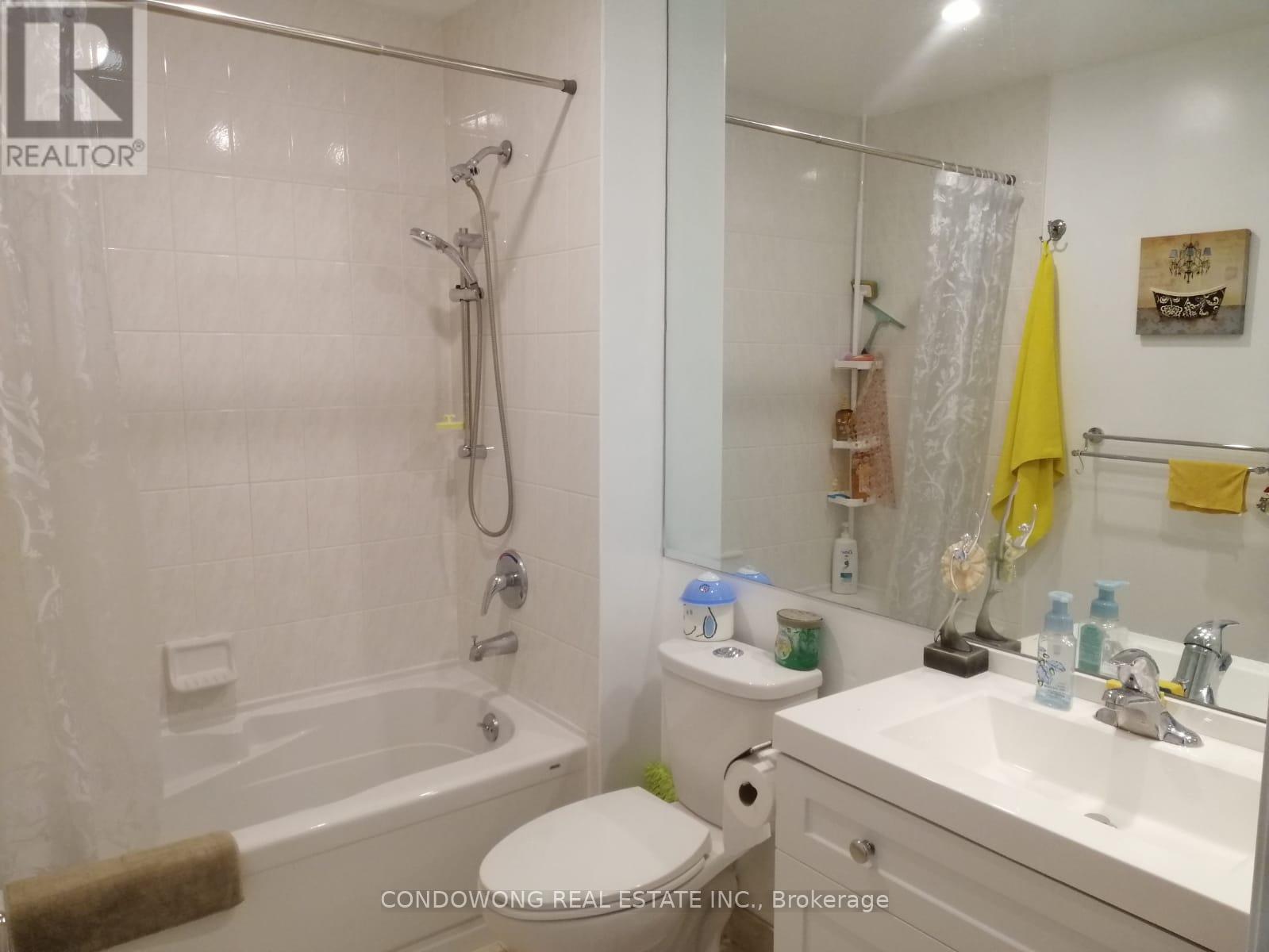Bathroom with Bathtub