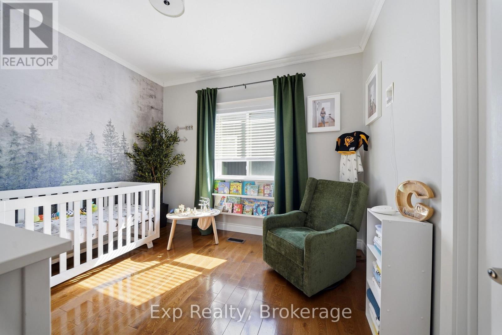 818 PALACE ROAD - 22