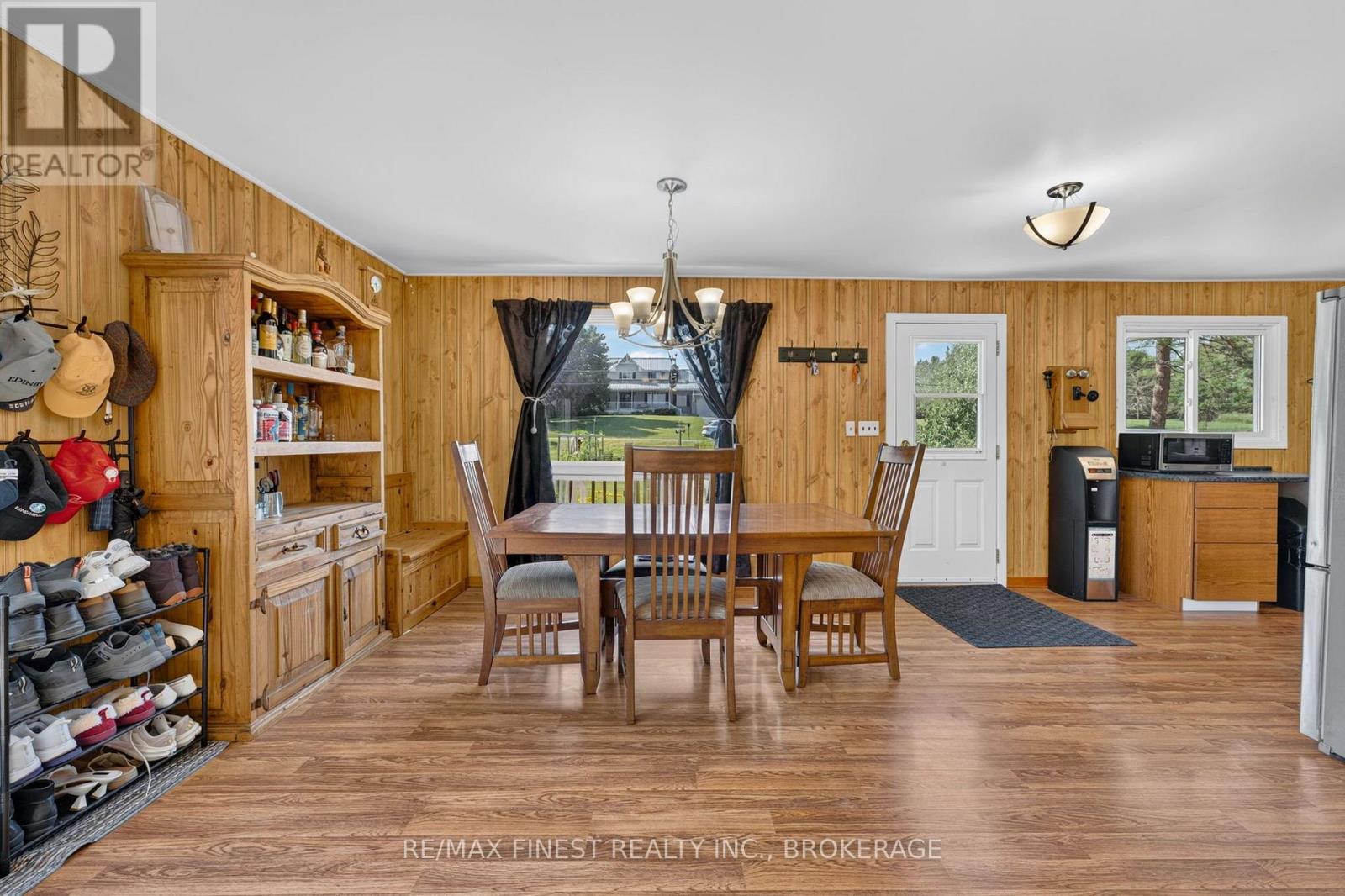 54 BAYVIEW DRIVE - 10